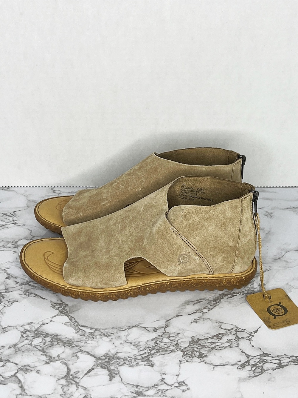 Born Women's Suede Open-Toe Sandals Boho Comfort Shoes in Taupe Size 9M - Picture 3 of 8